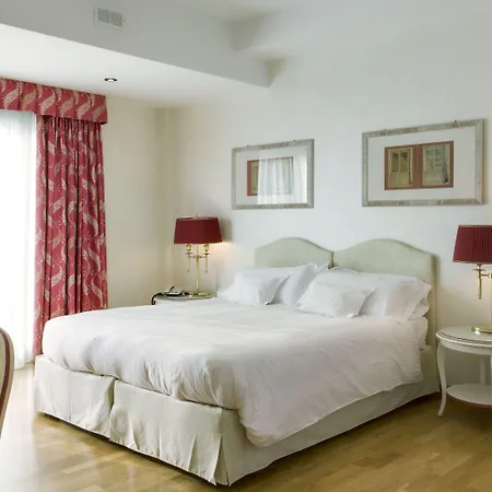 Hotel Rivalago 4*