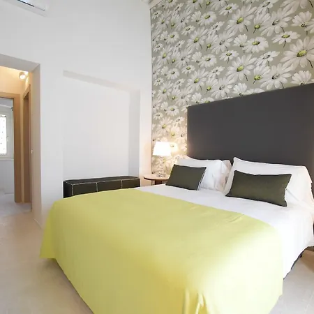 Rivalago Hotel