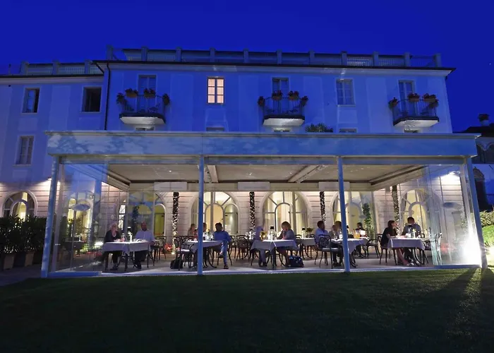 Rivalago Hotel 4*